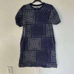 Blue Bandana Print T-Shirt Dress with Pockets